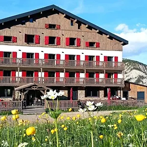 Hotel Sainte Anne, La Condamine-Chatelard